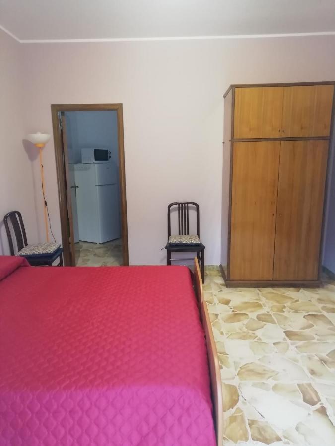 Апартаменты Casa Ai Cappuccini Рандаццо Экстерьер фото
