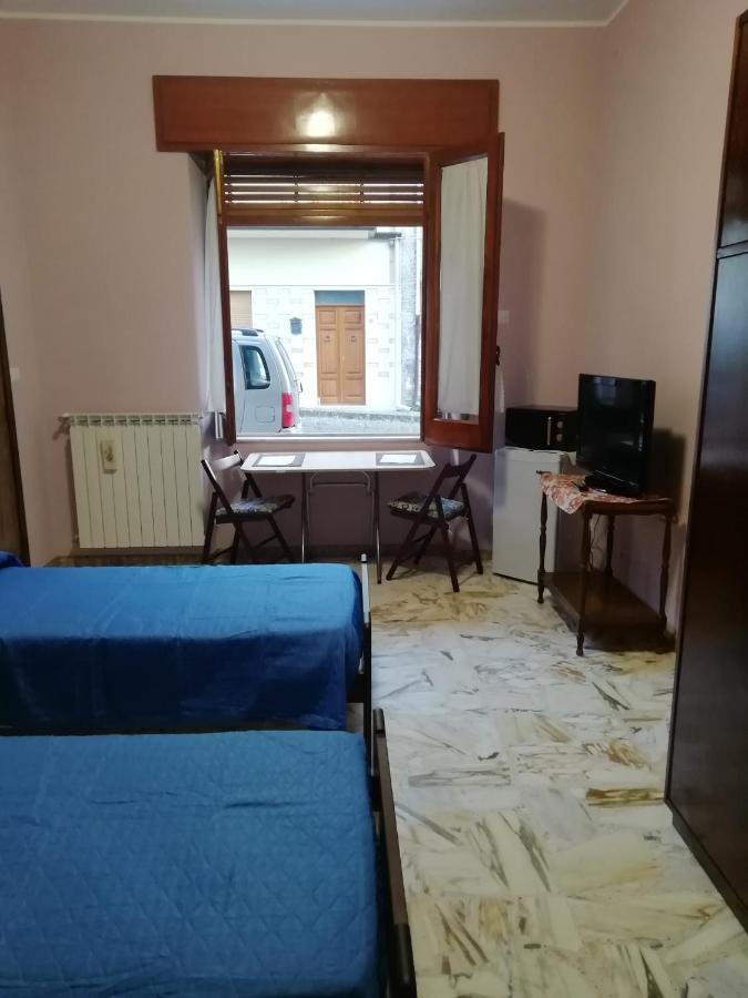 Апартаменты Casa Ai Cappuccini Рандаццо Экстерьер фото